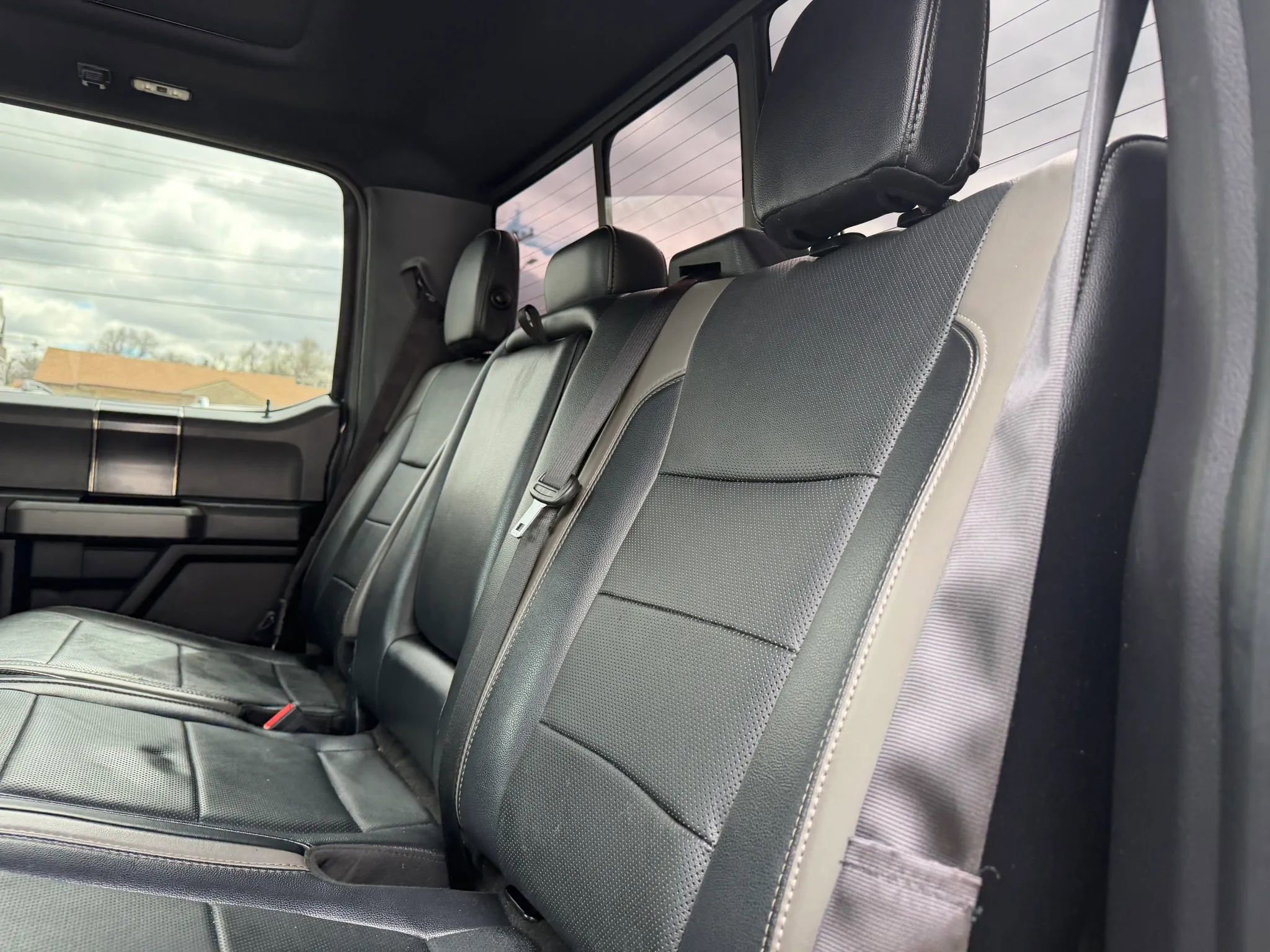 Used 2018 Ford F150 Raptor w/ Equipment Group 802A Luxury image 25