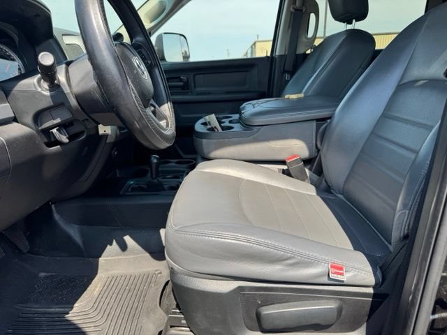 Used 2018 RAM 2500 Tradesman w/ Chrome Appearance Group AWD/4WD image 11