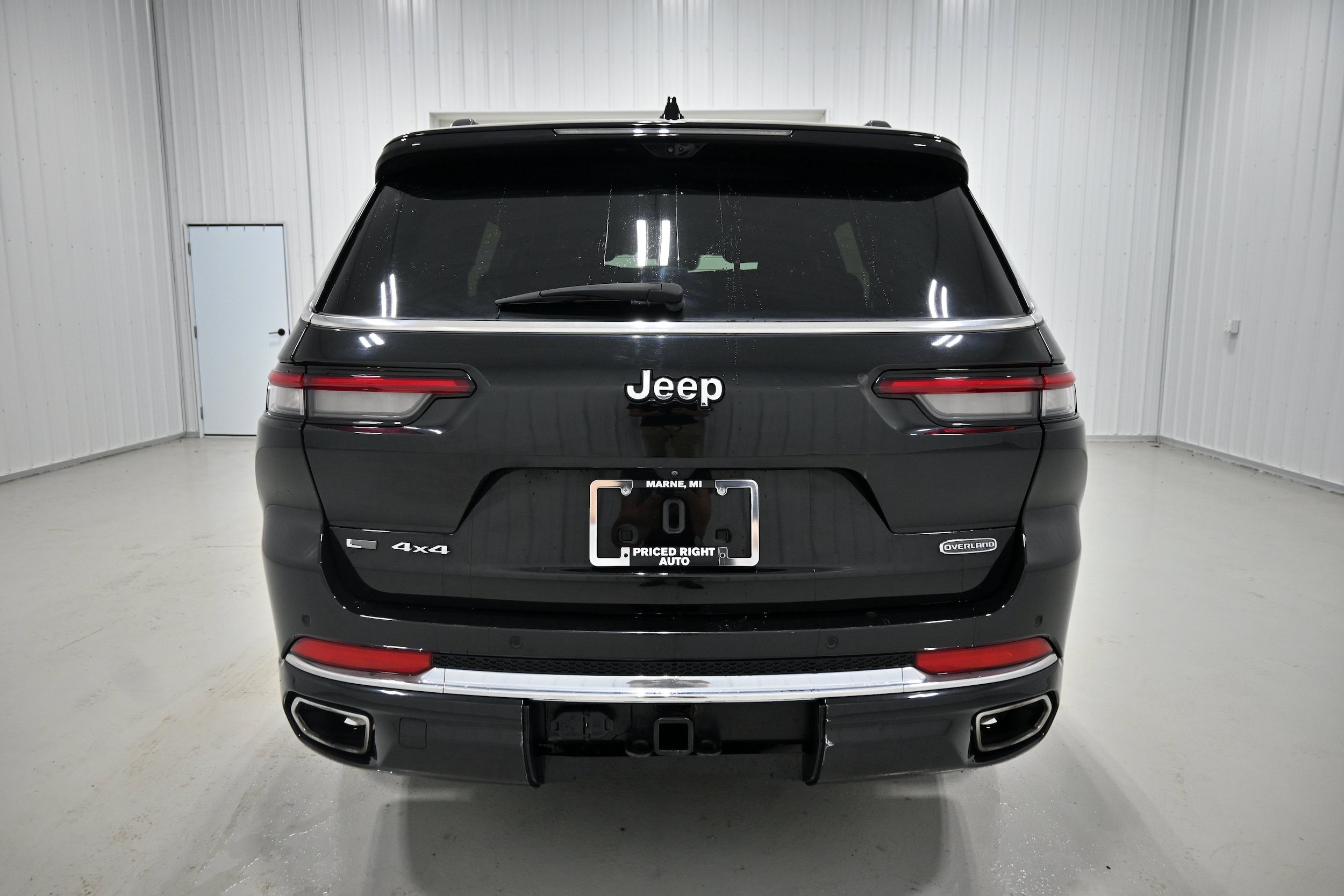 Used 2021 Jeep Grand Cherokee L Overland w/ Luxury Tech Group IV AWD/4WD image 41