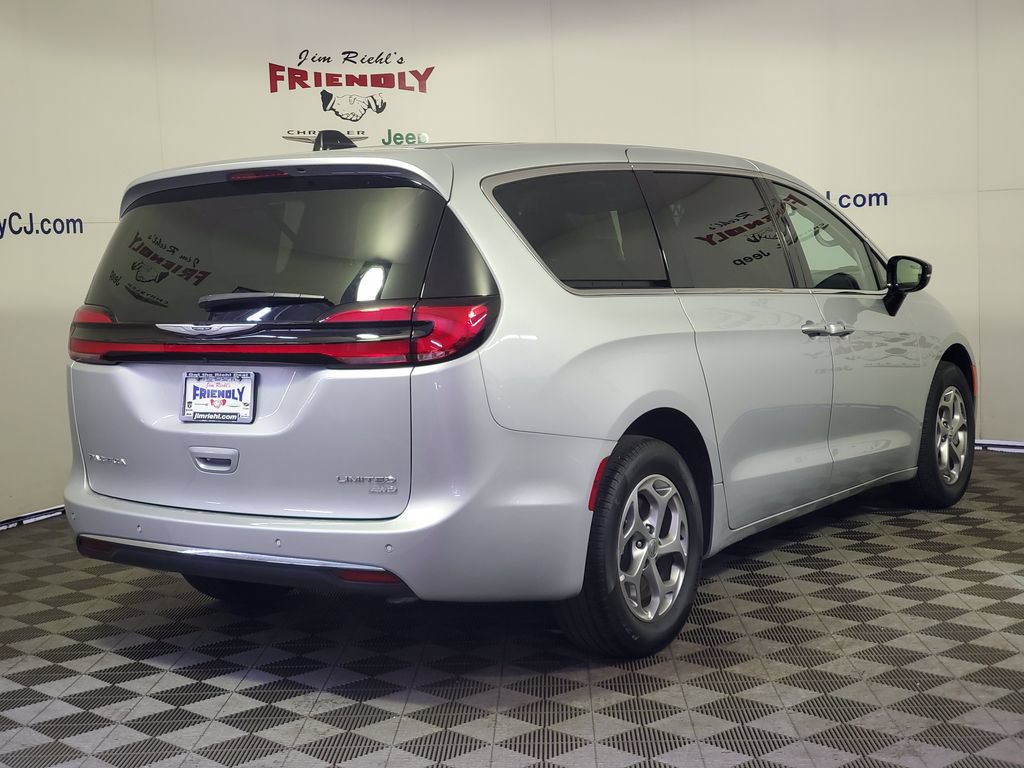 Used 2024 Chrysler Pacifica Limited AWD/4WD video 3