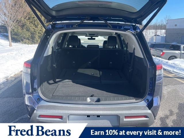 New 2026 Nissan Pathfinder SL image 7