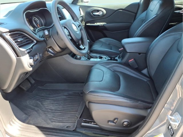 Used 2023 Jeep Cherokee Altitude Lux AWD/4WD image 19