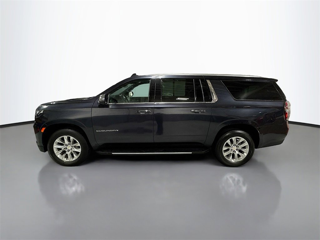 Used 2023 Chevrolet Suburban Premier image 10