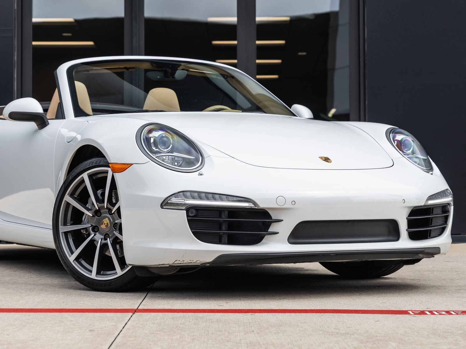 Used 2015 Porsche 911 Carrera RWD image 9