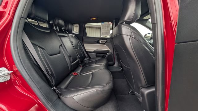 Used 2025 Jeep Compass Limited AWD/4WD image 35