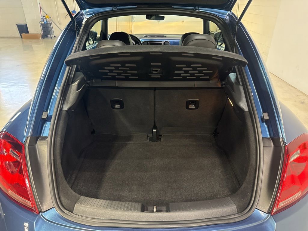 Used 2017 Volkswagen Beetle 1.8T SE FWD image 26