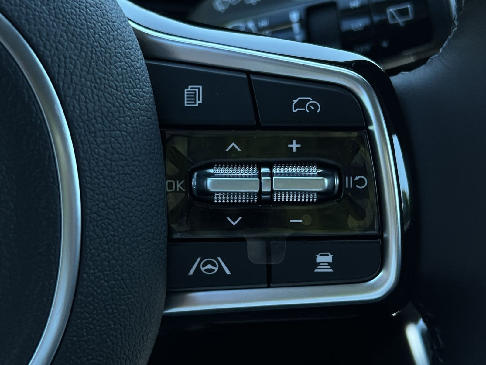 New 2026 Kia Carnival SX Prestige FWD image 31
