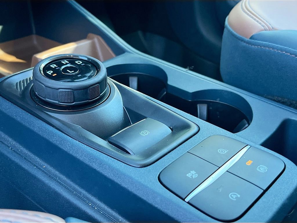 Used 2024 Ford Maverick Lariat w/ 4K Tow Package image 17