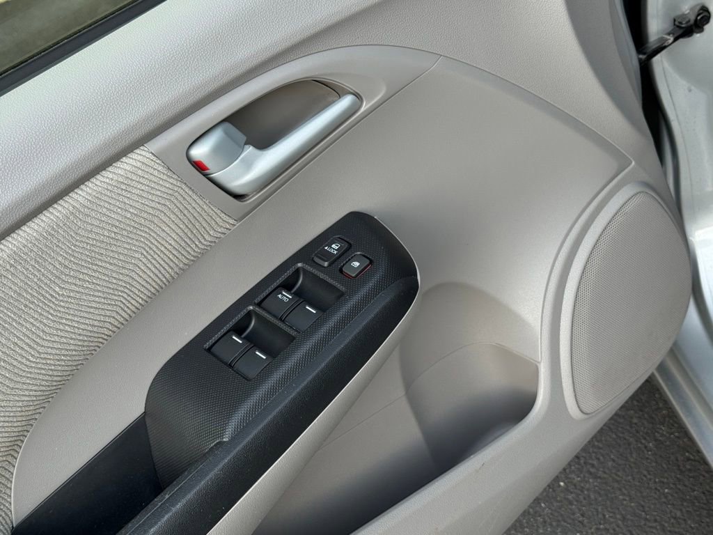 Used 2013 Honda Insight EX image 34