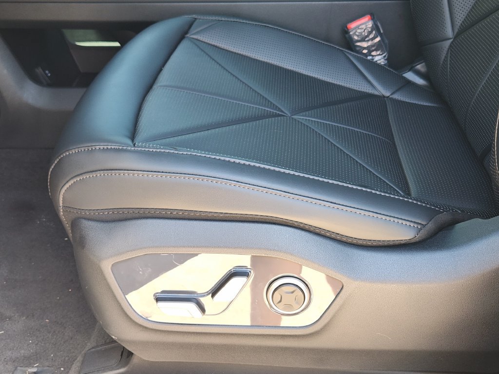 New 2027 Kia Telluride EX FWD image 18