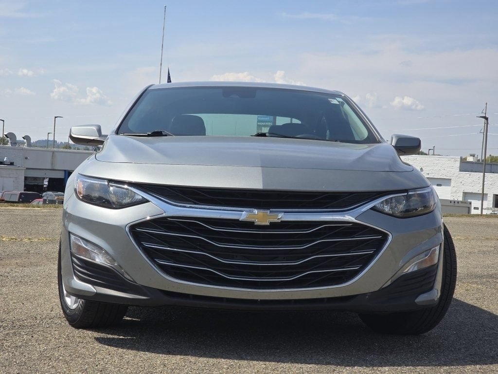Used 2024 Chevrolet Malibu LT FWD image 11