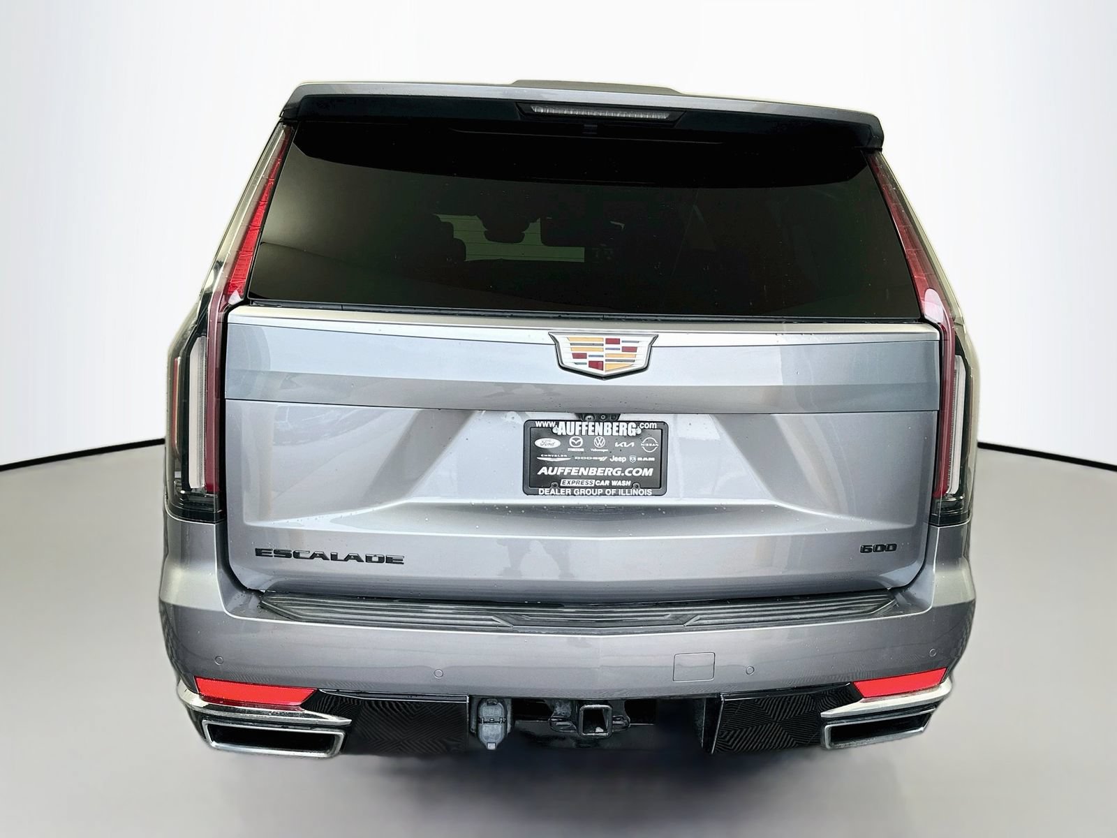 Used 2021 Cadillac Escalade ESV Premium Luxury w/ Driver Assist Tech Package AWD/4WD image 6