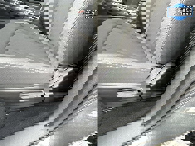 Certified 2025 Subaru Impreza 2.0i image 12