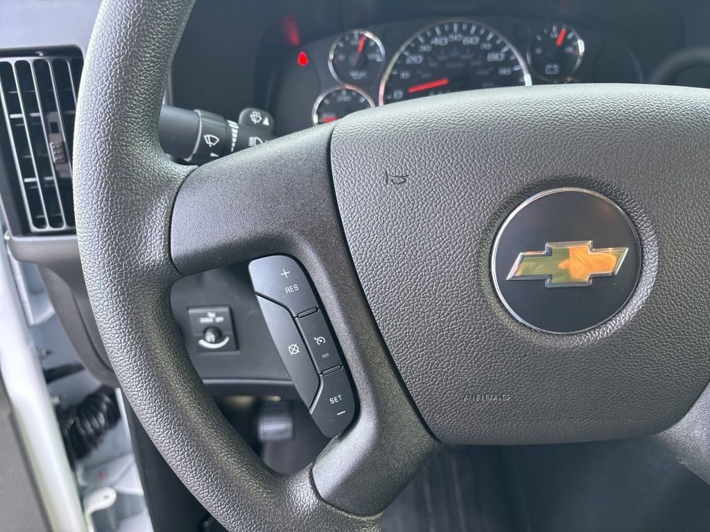 New 2025 Chevrolet Express 2500 w/ Driver Convenience Package image 19