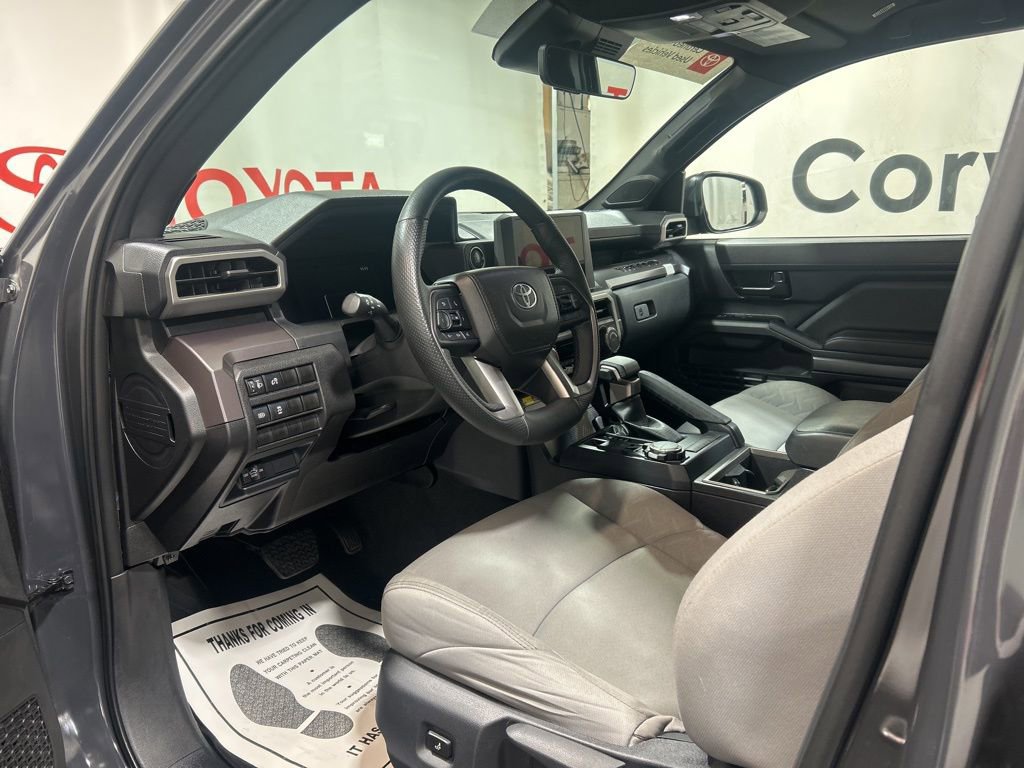 Used 2025 Toyota Tacoma SR5 image 21