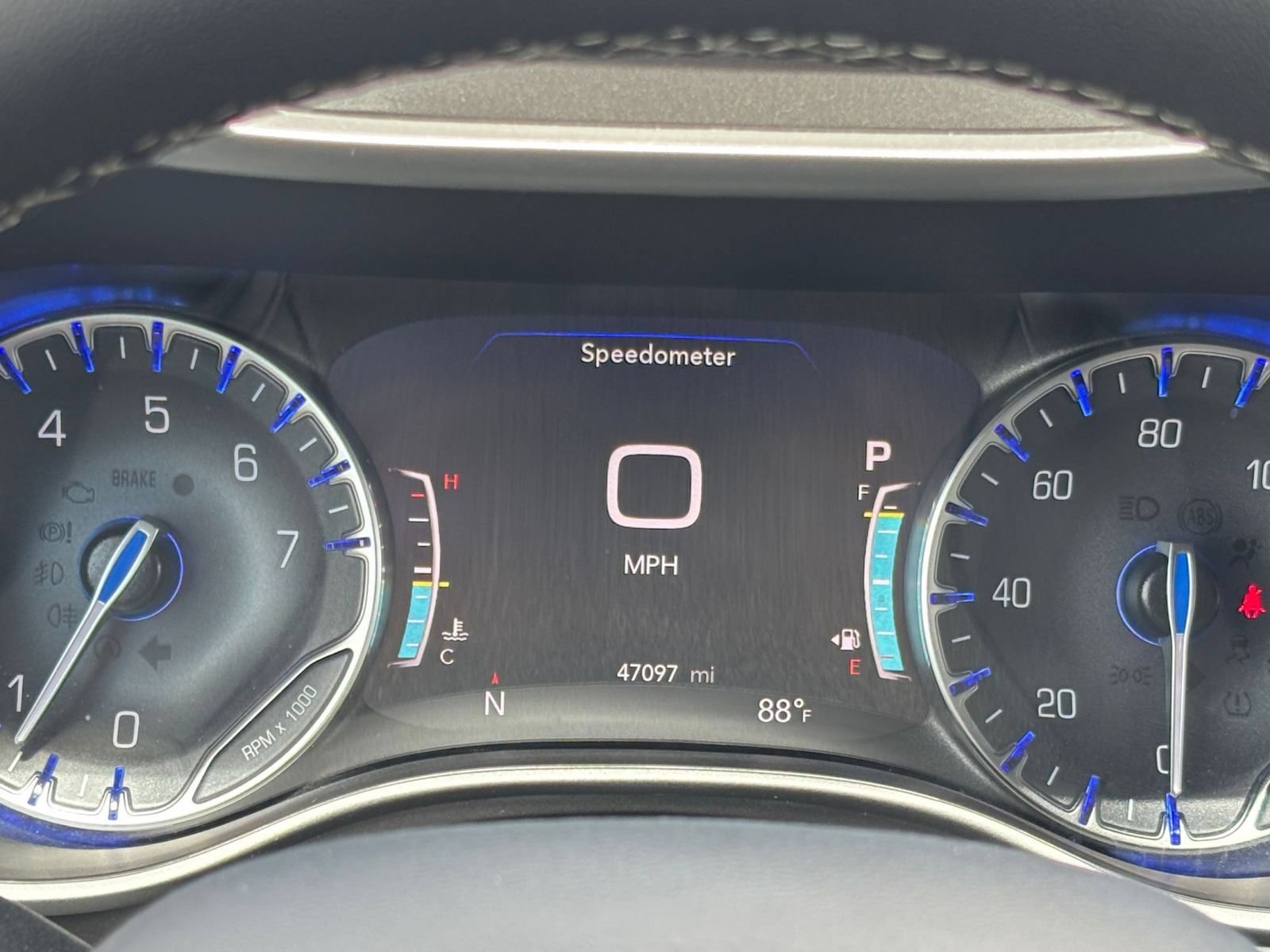 Used 2025 Chrysler Pacifica Select FWD image 42