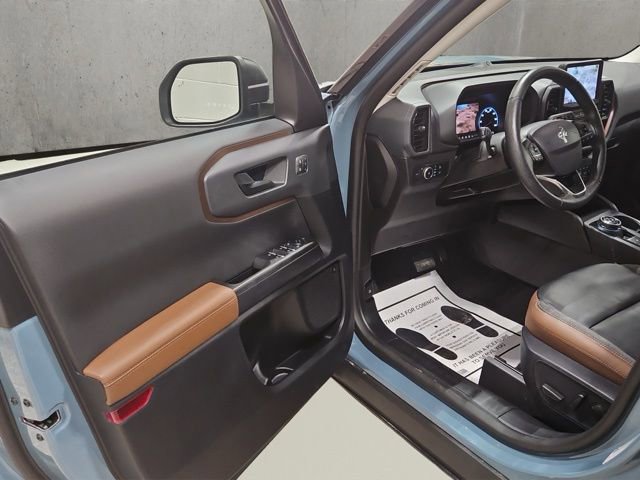 Used 2023 Ford Bronco Sport Outer Banks w/ Tech Package image 11