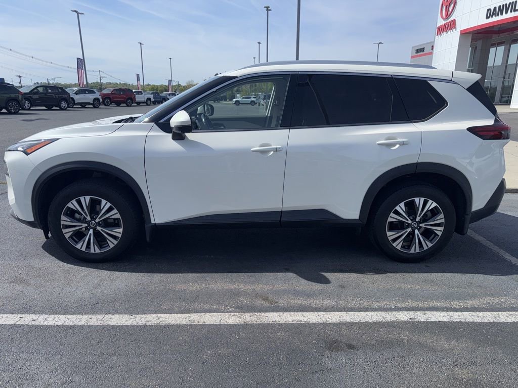 Used 2021 Nissan Rogue SV w/ Premium Package image 1
