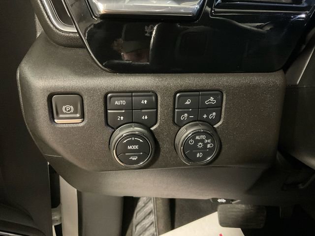 Used 2024 Chevrolet Silverado 2500 LTZ image 18