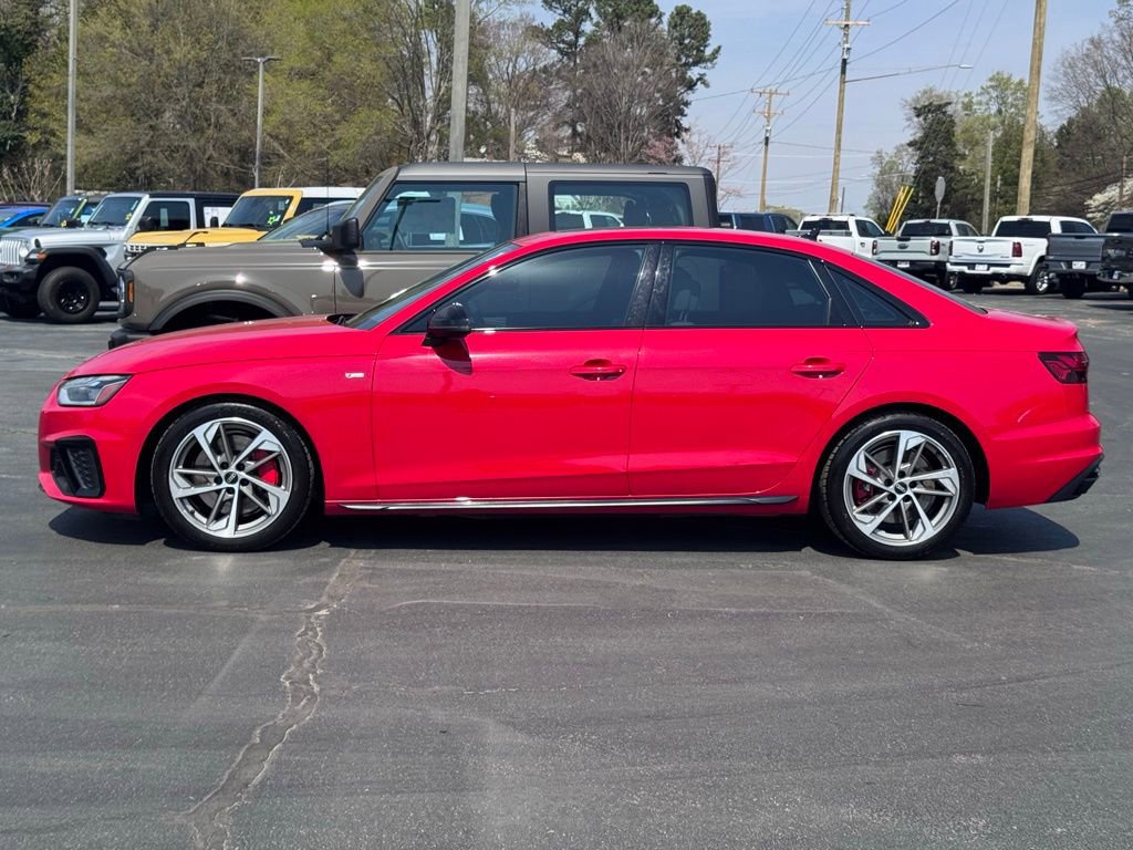 Used 2022 Audi A4 2.0T Premium Plus w/ Premium Plus Package image 3