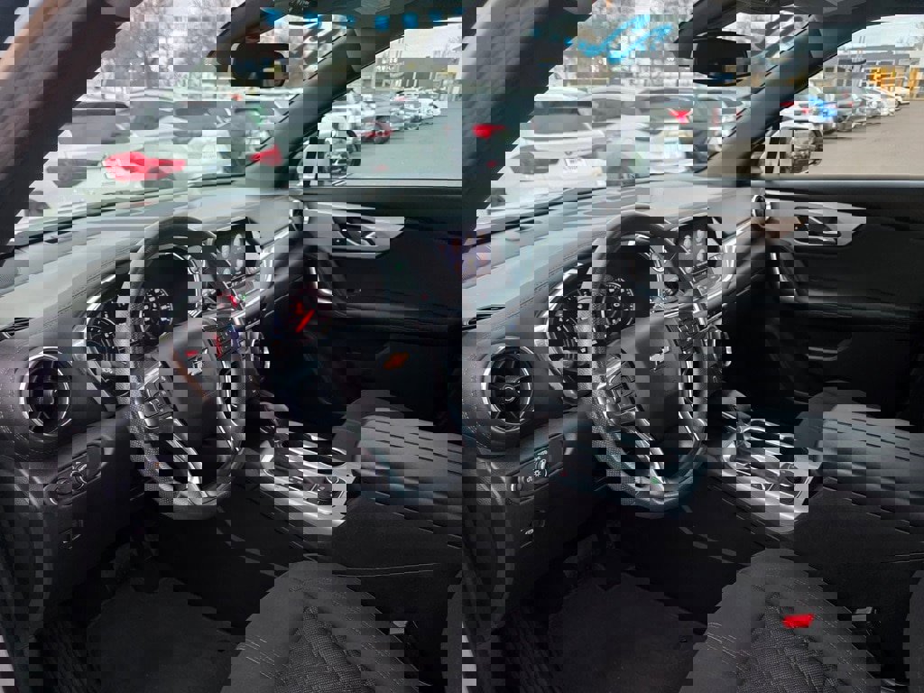 Used 2022 Chevrolet Blazer LT image 9