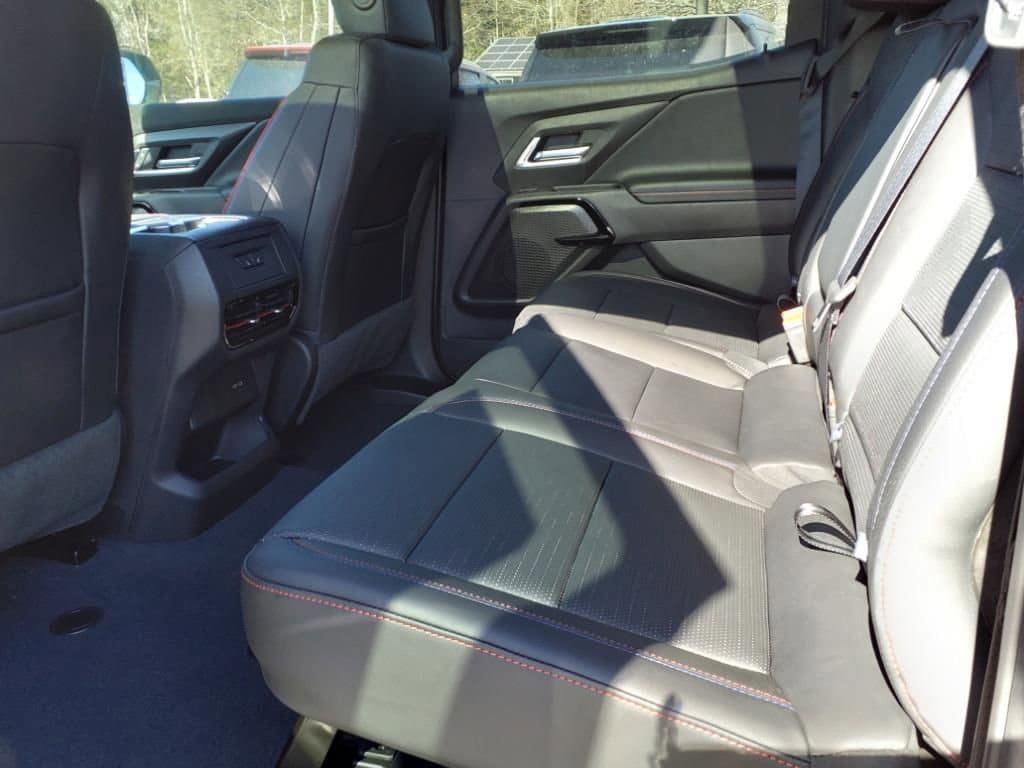 New 2025 Chevrolet Silverado EV RST AWD/4WD image 16
