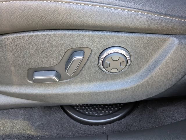 Used 2025 Genesis GV80 2.5T image 20