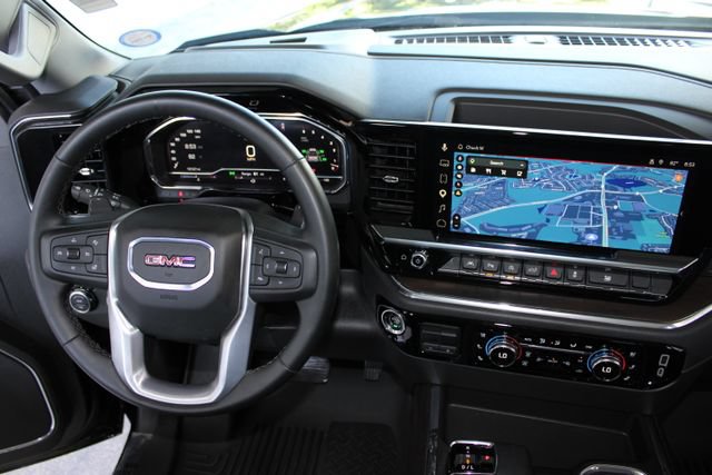 Used 2024 GMC Sierra 1500 SLT w/ SLT Premium Plus Package AWD/4WD image 27
