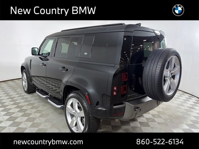 Used 2022 Land Rover Defender 110 X-Dynamic SE AWD/4WD image 5