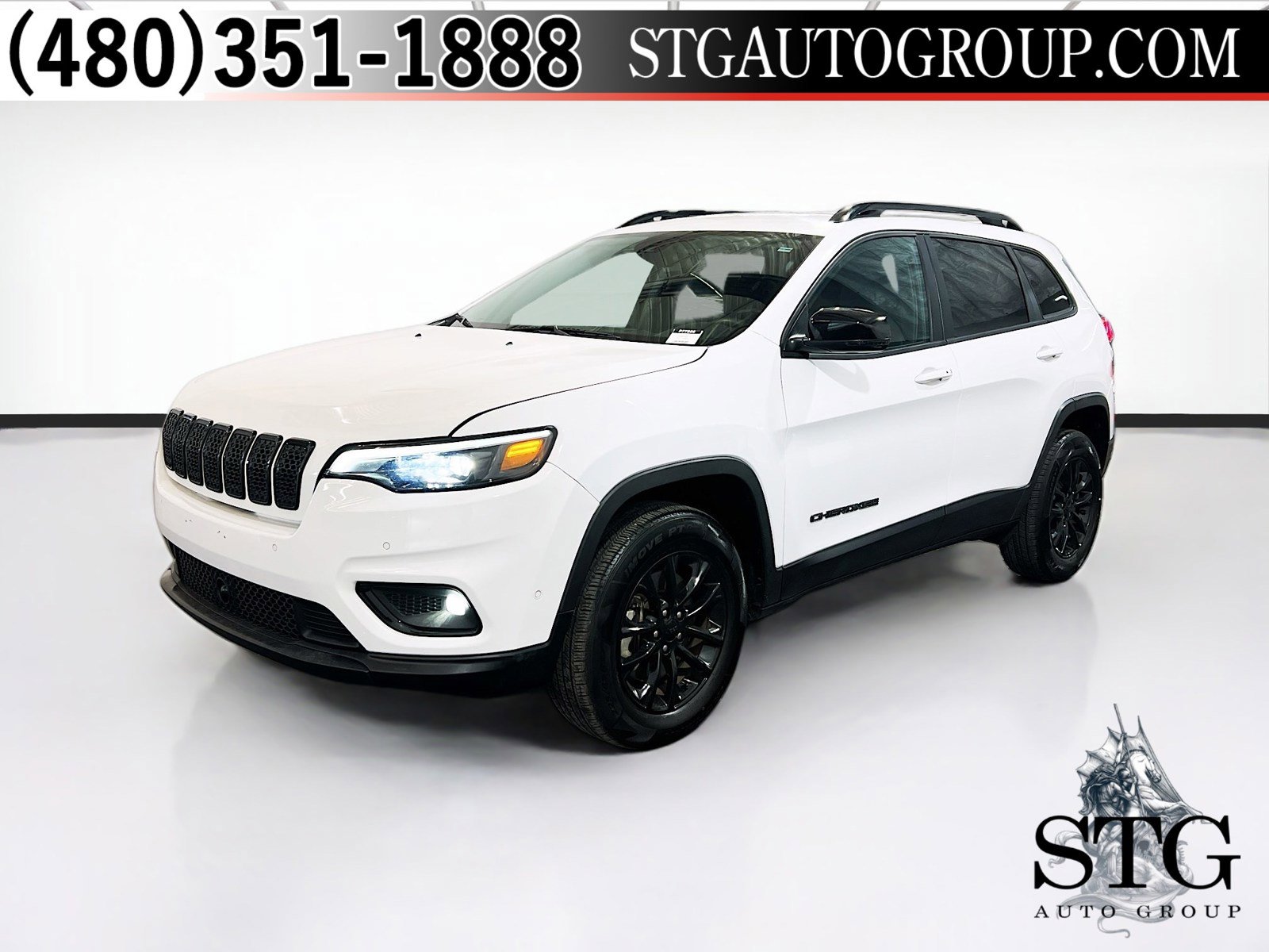 Used 2023 Jeep Cherokee Altitude Lux image 1