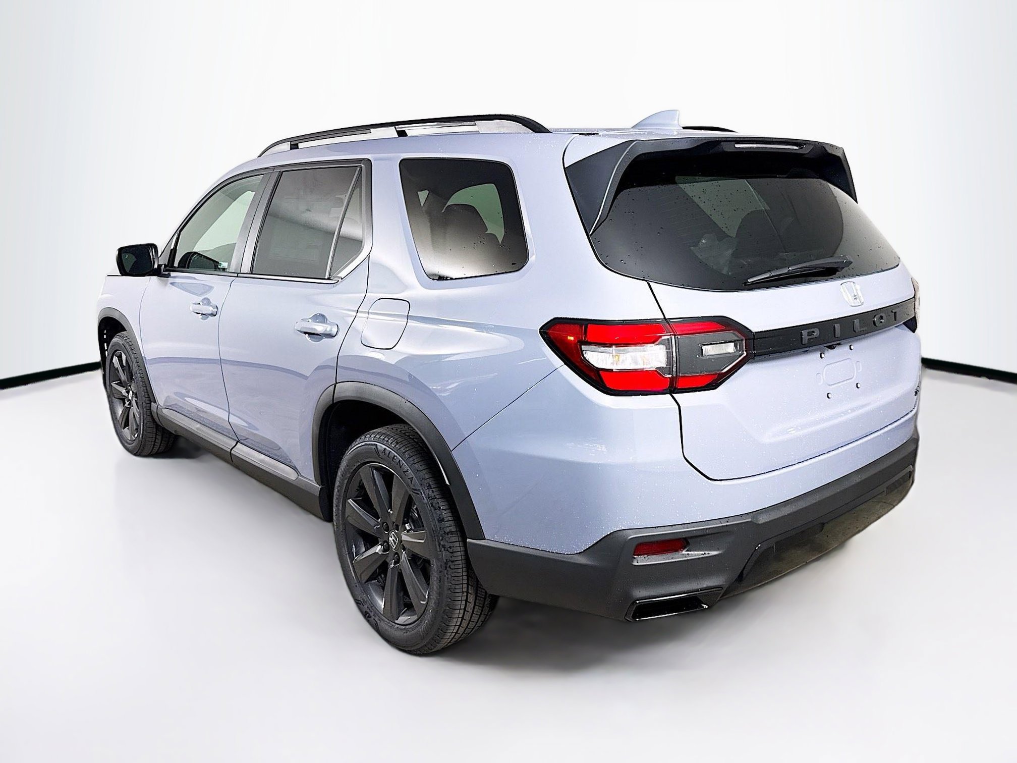 New 2026 Honda Pilot Sport image 30