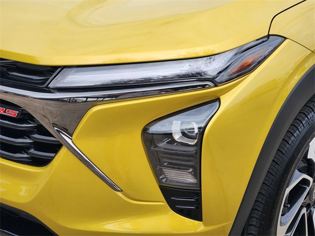 Used 2025 Chevrolet Trax RS w/ Driver Confidence Package image 9