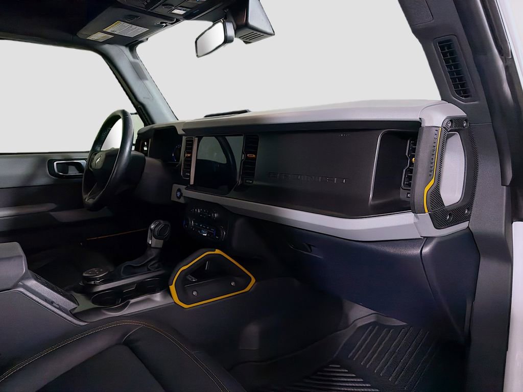 Used 2023 Ford Bronco Badlands image 31