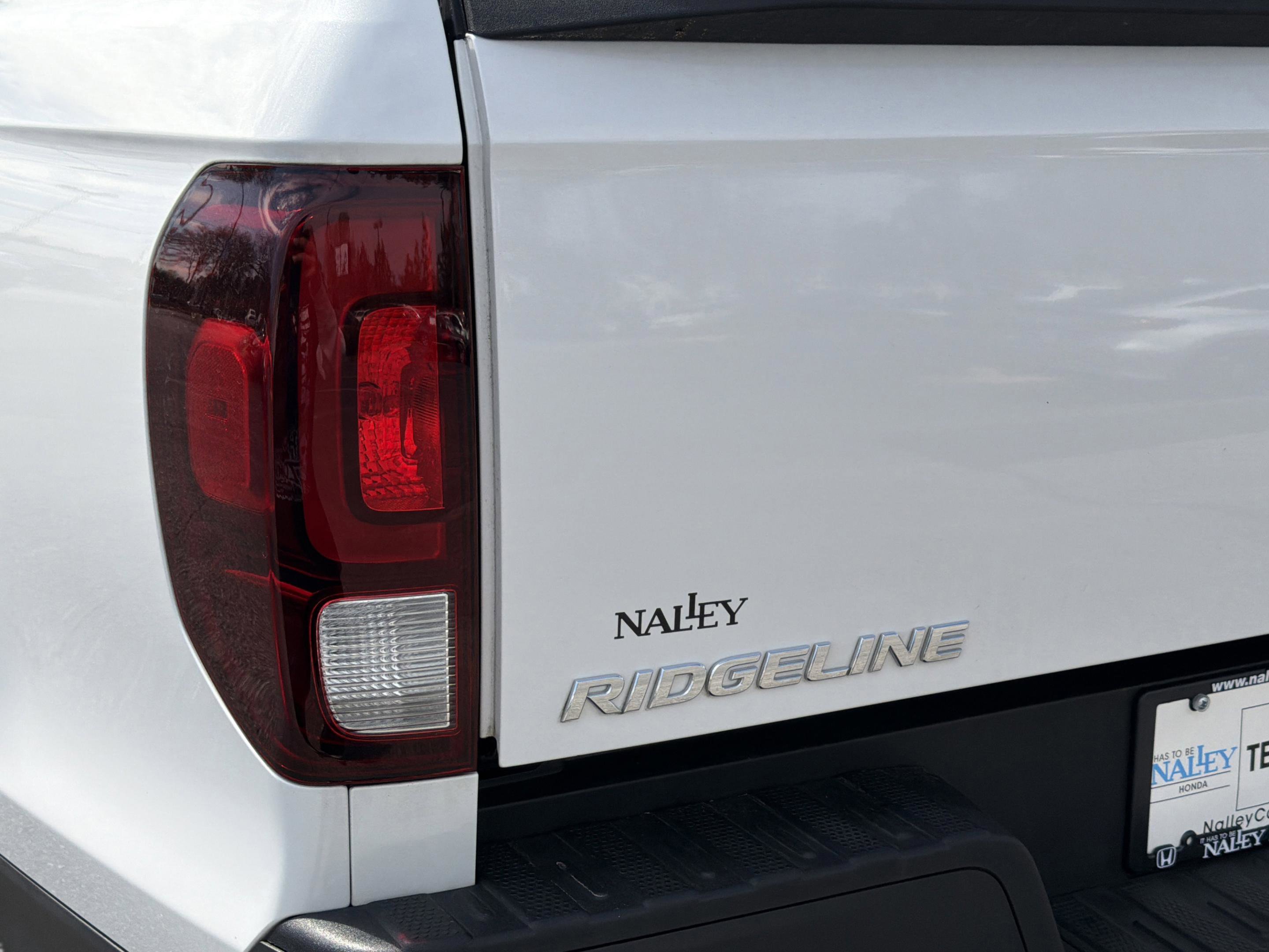 Certified 2023 Honda Ridgeline RTL image 9