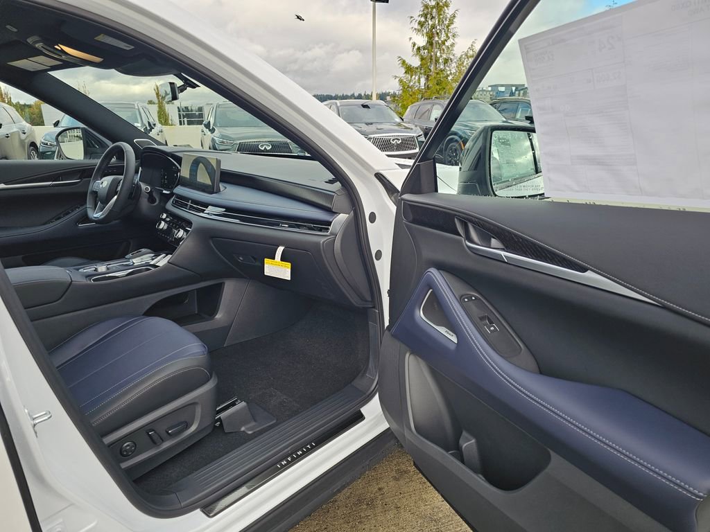 New 2026 INFINITI QX60 Sport image 12