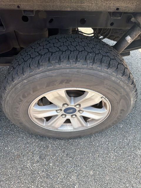 Used 2020 Ford F150 XLT w/ Equipment Group 301A Mid AWD/4WD image 15