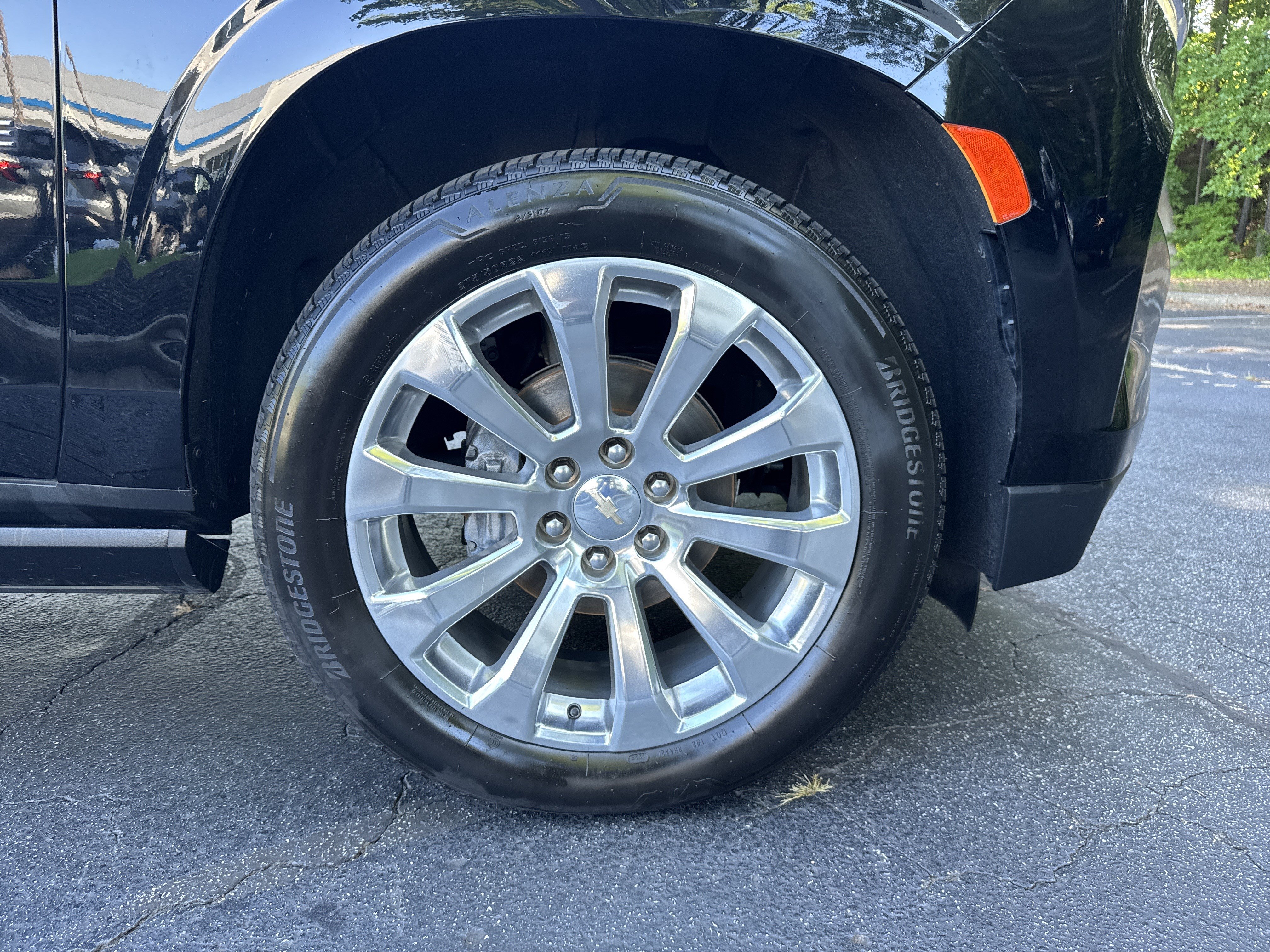 Certified 2023 Chevrolet Tahoe Premier w/ Premium Package 2 AWD/4WD image 11