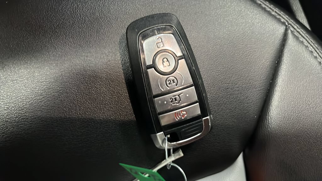 Used 2023 Ford Explorer XLT w/ Equipment Group 202A AWD/4WD image 40