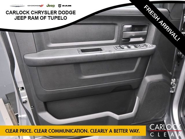 Used 2024 RAM 2500 Tradesman w/ Chrome Appearance Group image 12