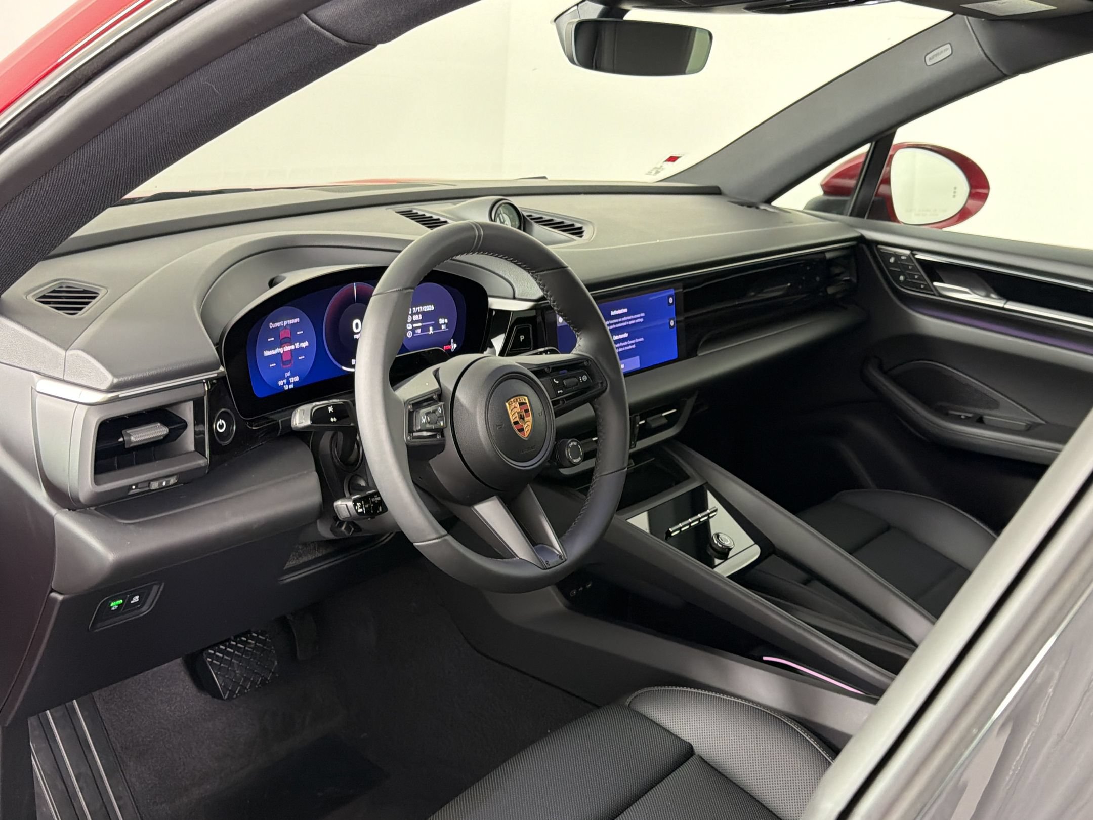 New 2026 Porsche Macan Electric RWD image 4