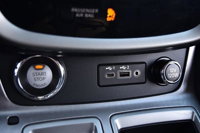 Certified 2024 Nissan Murano SV image 17