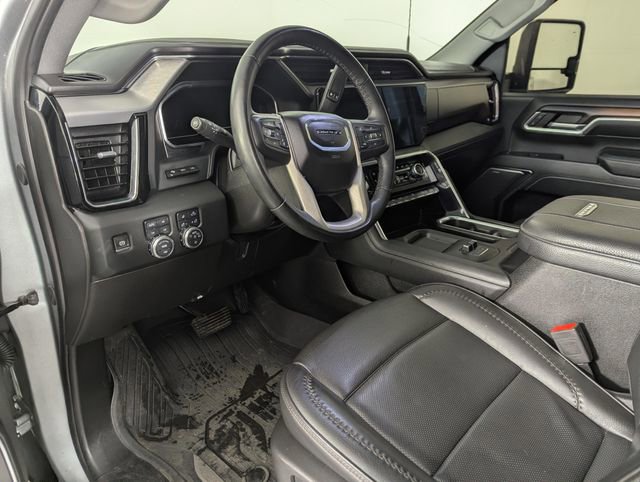 Used 2024 GMC Sierra 3500 Denali w/ Denali Reserve Package AWD/4WD image 12