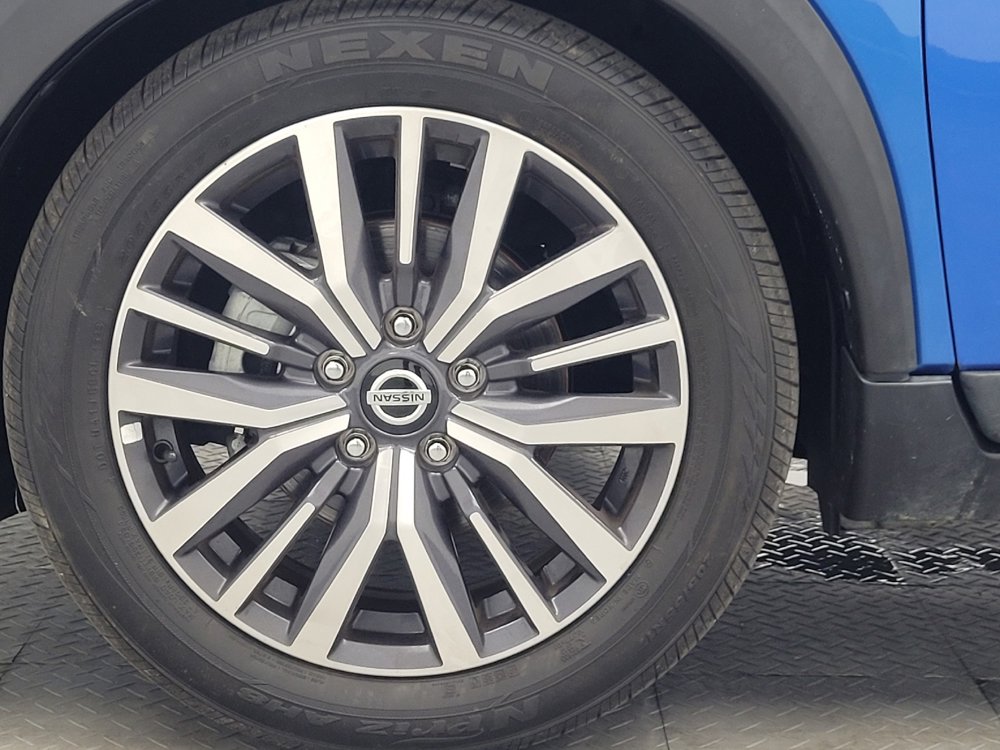 Used 2021 Nissan Kicks SV FWD image 31