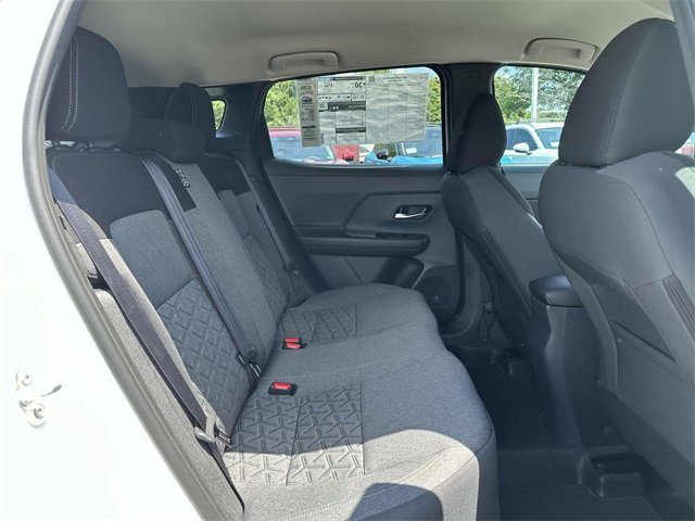 New 2025 Nissan Kicks SV image 11