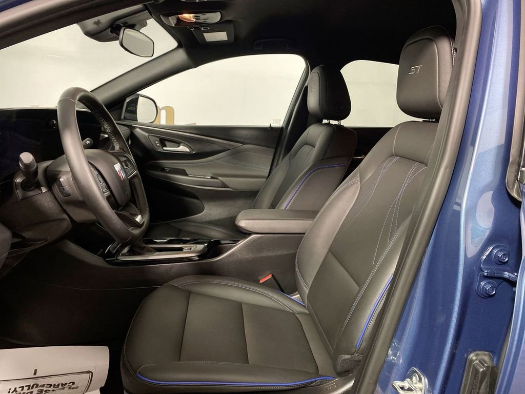 Certified 2024 Buick Envista Sport Touring w/ Convenience I Package image 11