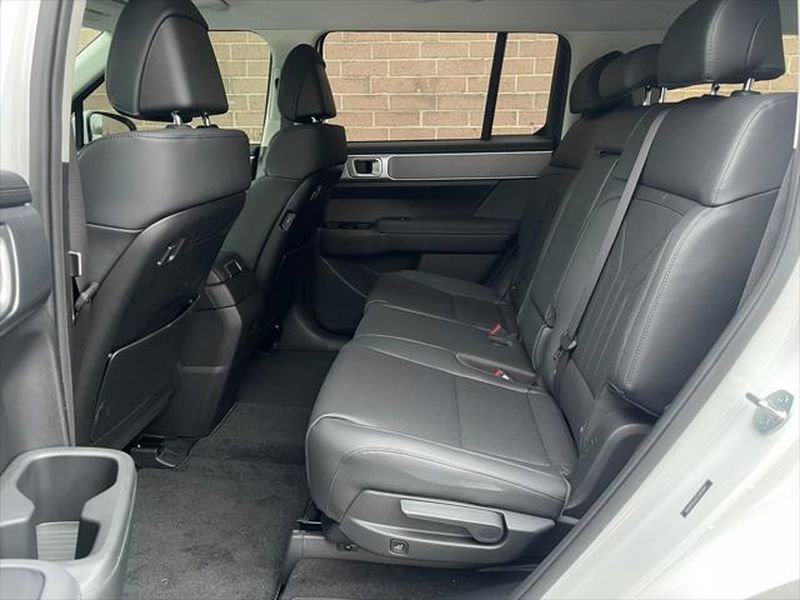 New 2026 Hyundai Santa Fe SEL image 16