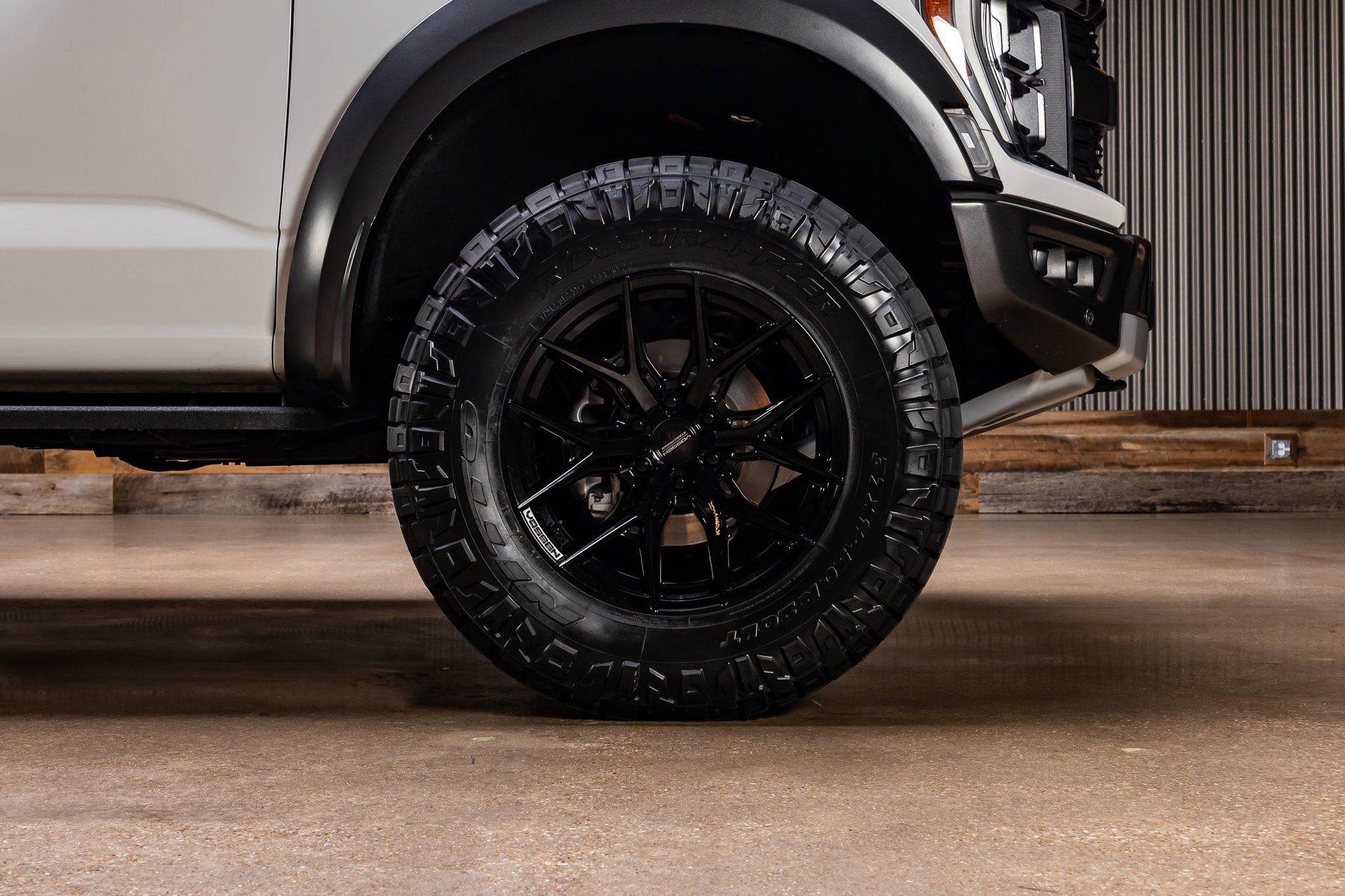 Used 2023 Ford F150 Raptor AWD/4WD image 12