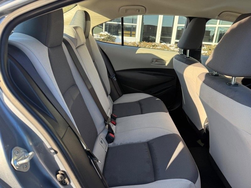 Used 2023 Toyota Corolla LE image 12