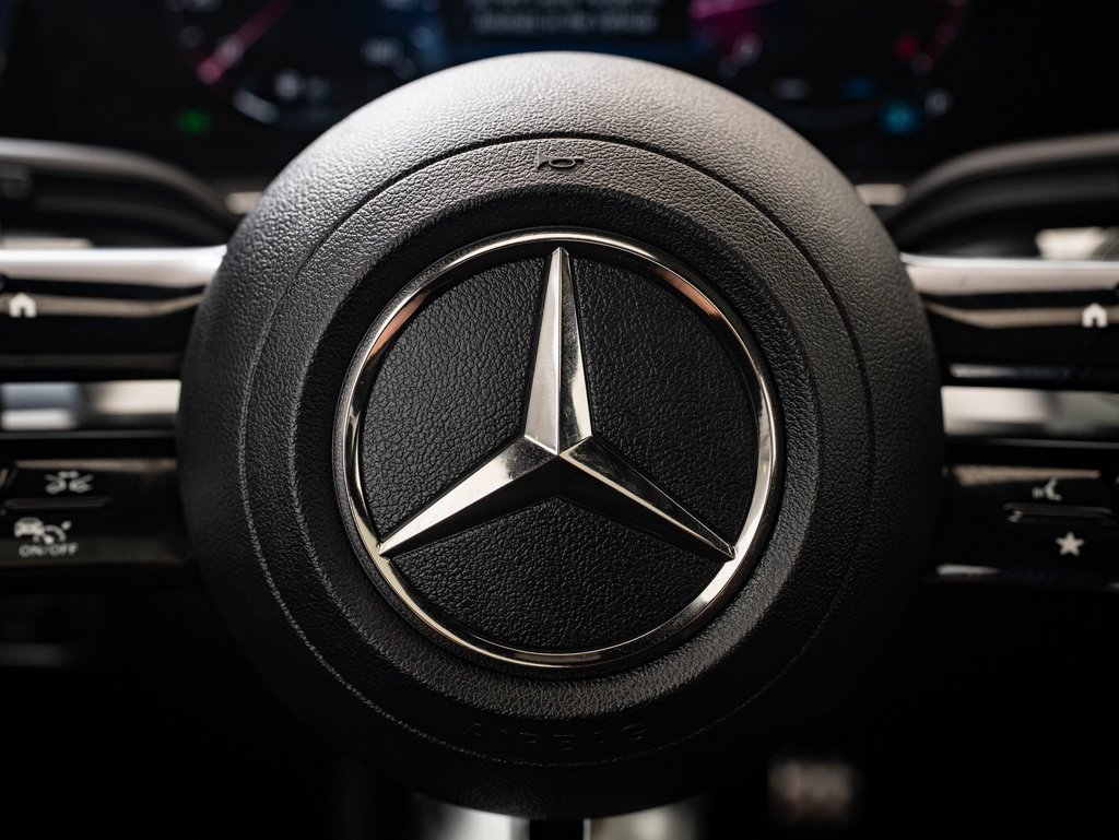 Used 2024 Mercedes-Benz GLB 250 4MATIC image 27