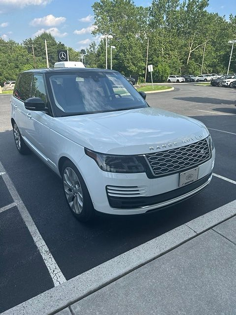 Used 2019 Land Rover Range Rover Supercharged AWD/4WD image 2